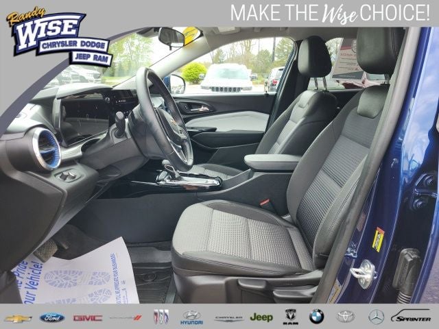 2024 Chevrolet Trax LT