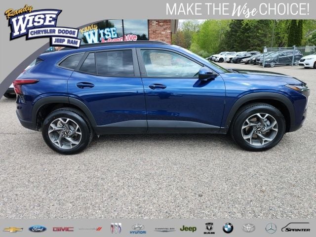 2024 Chevrolet Trax LT