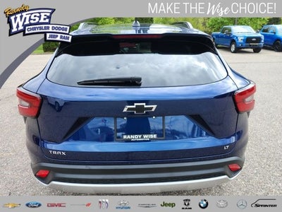 2024 Chevrolet Trax LT